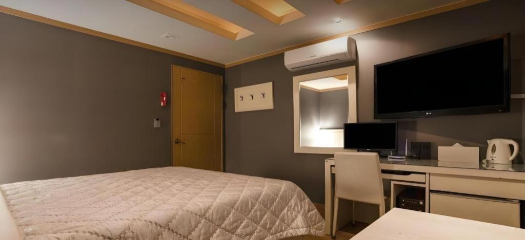 Sinyoung Motel 首爾 外观 照片