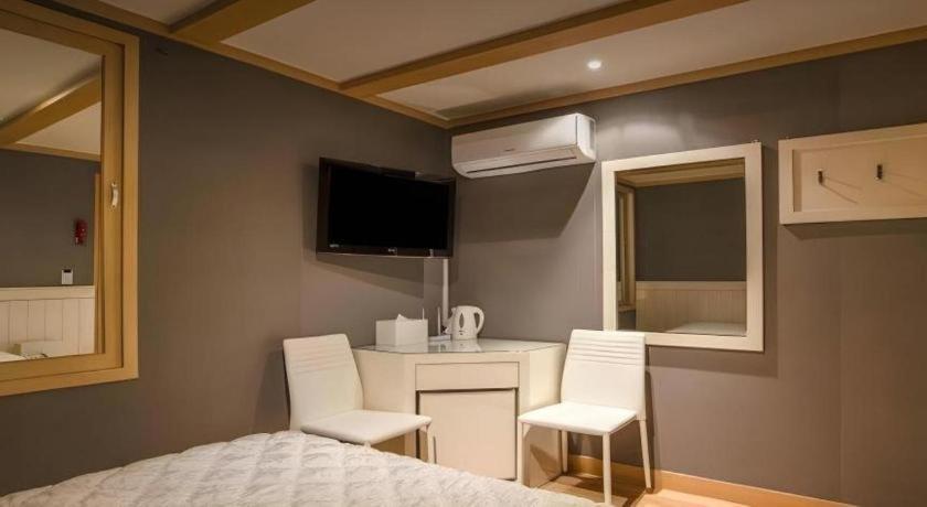 Sinyoung Motel 首爾 外观 照片
