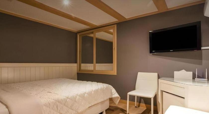 Sinyoung Motel 首爾 外观 照片
