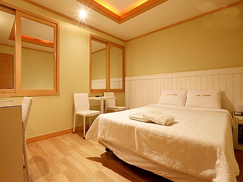 Sinyoung Motel 首爾 外观 照片